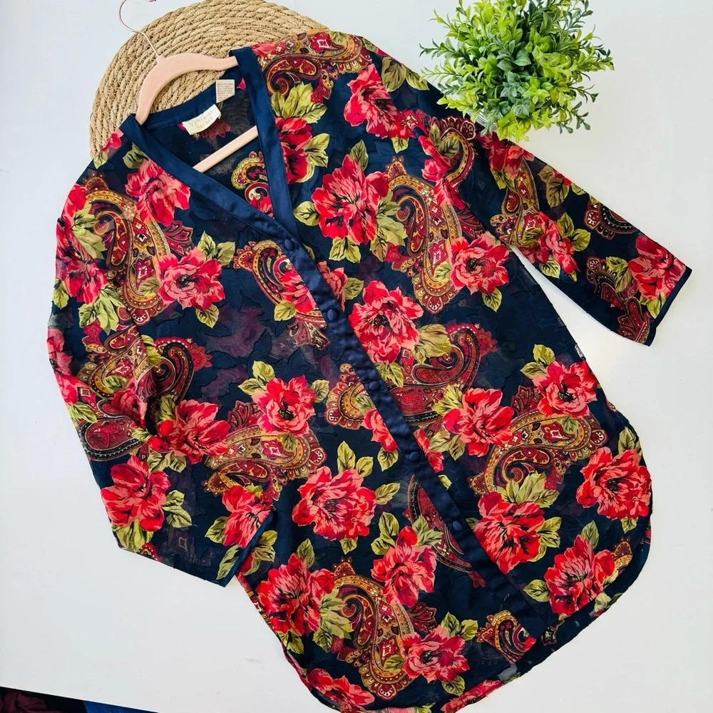 Victoria's Secret‎ Vintage Gold Label Button Down Floral Nightshirt Small
